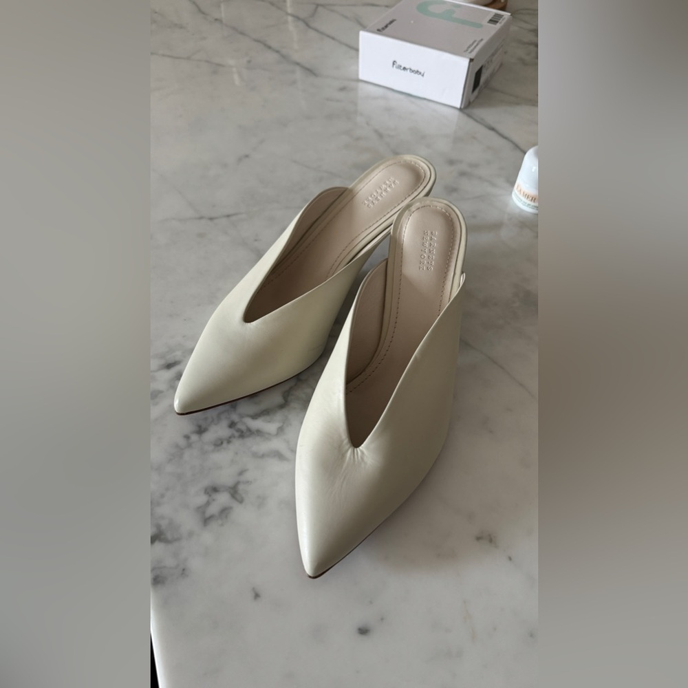 Barney’s White Mules Heels Size 7.5